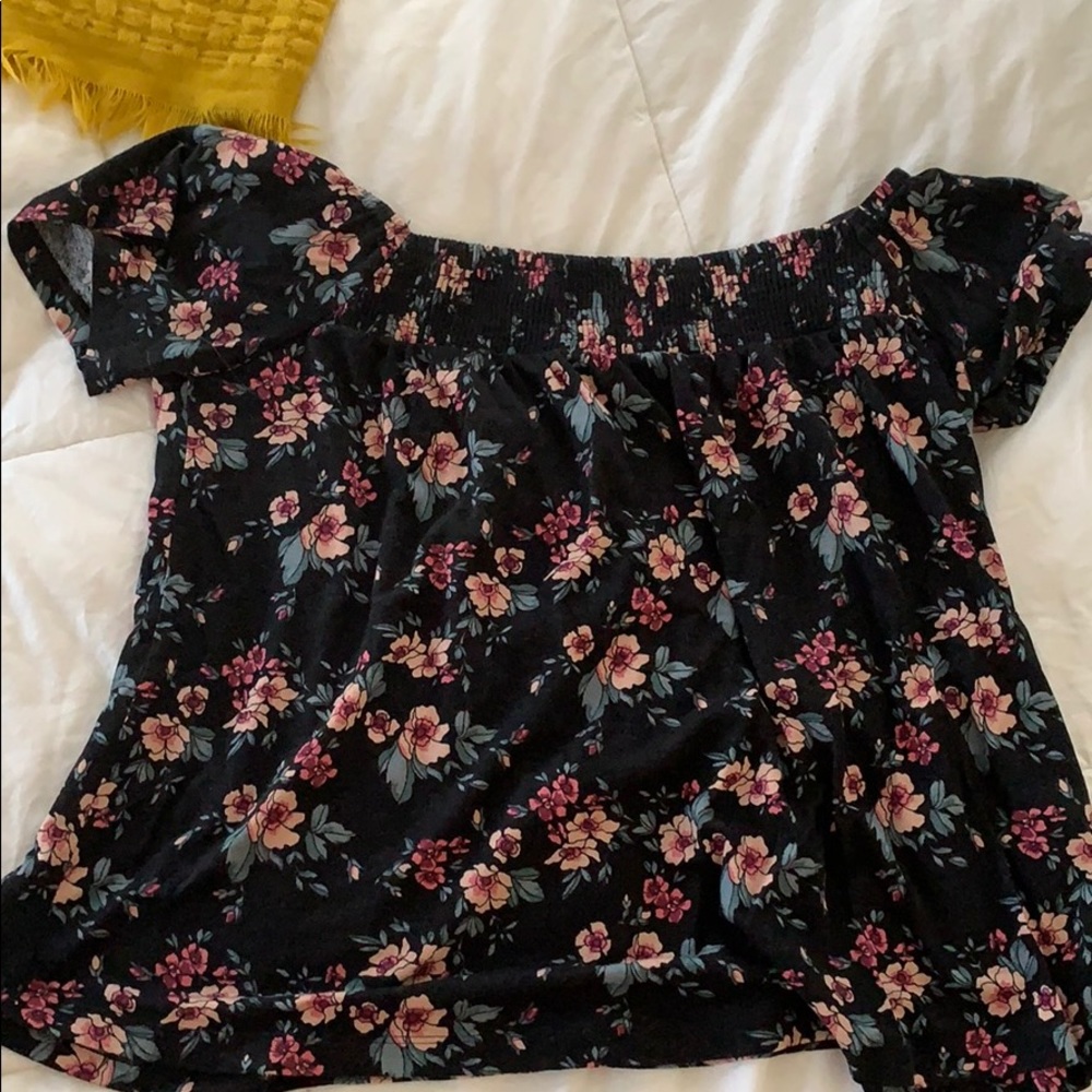 Floral off the shoulders tank